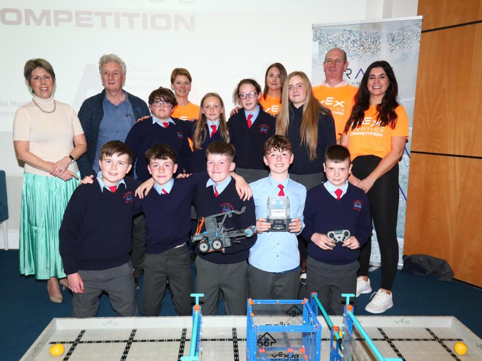 <p>Foxford NS pupils, Team-work Champions, pictured with ATU President Dr Orla Flynn, ATU Galway Vex Coordinator Dr Carine Gachon, Isobel Foye, Colm Mitchell and Gail Quinn from Trane Technologies International – Thermo King, John McHugh, Principal of Foxford NS, at Atlantic TU on Friday, 13 May 2022 at the VEX 2022 competition.</p>
